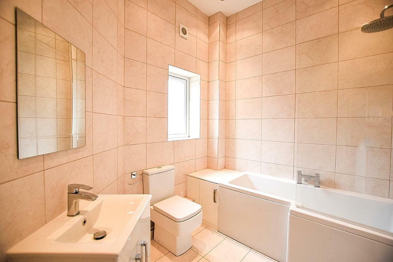 Sunderland Short Stays 2 Bedroom Apartment Free Parking Fulwell Sr6 Exterior foto